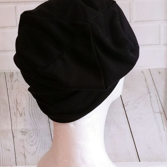 Beanie Hat Slouch Skull Cap Blue and Fish Brooch - Picture 2 of 3